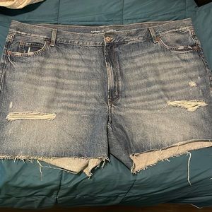 Jean Short size 26
